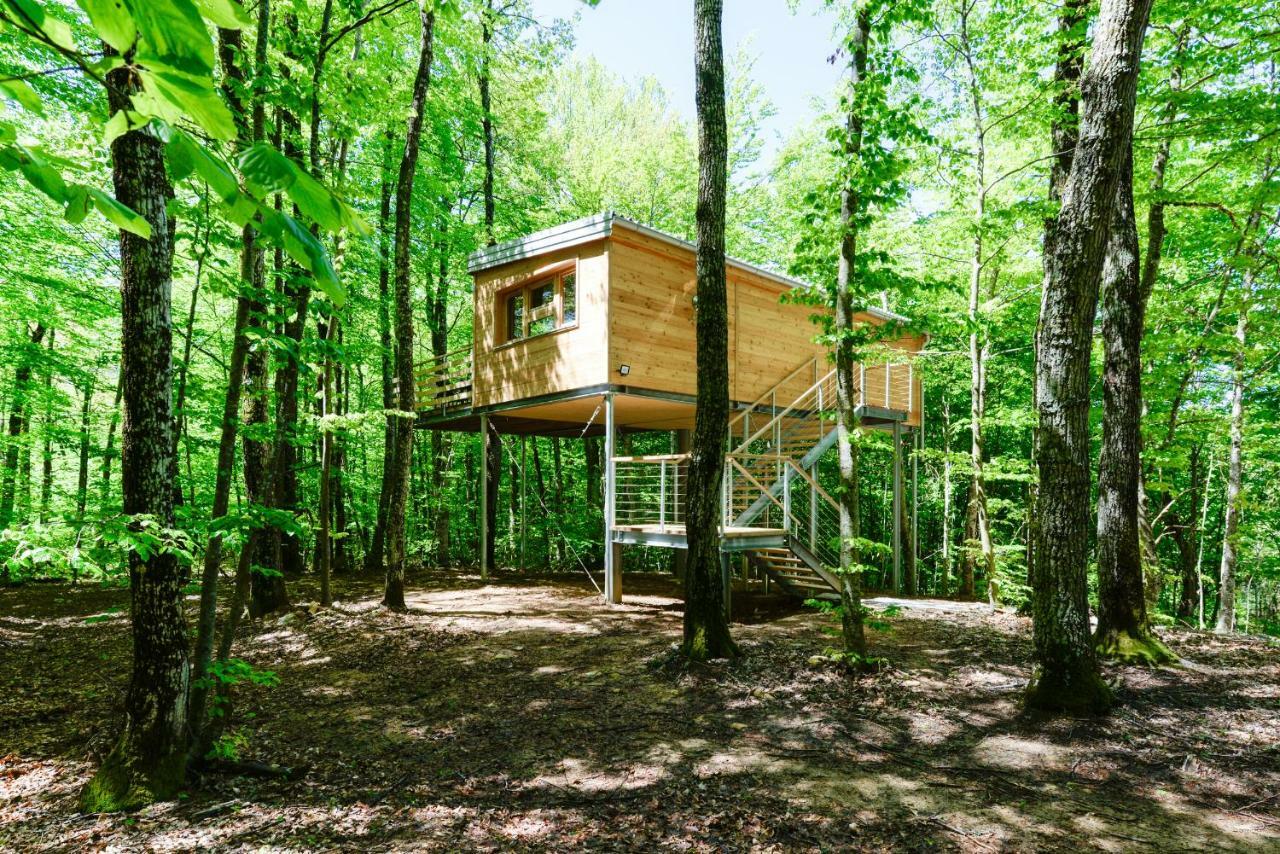 Vila Treehouse Lika 2 Medak Exteriér fotografie